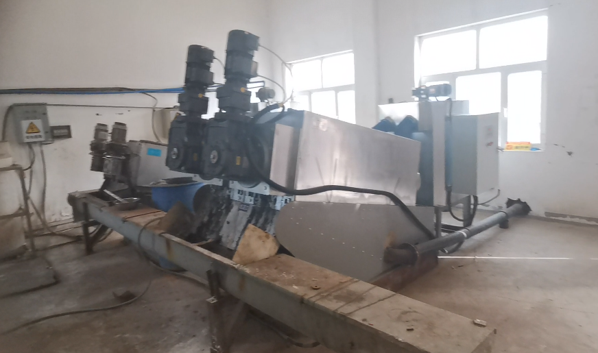 新疆生活污水廠疊螺機(jī)改造應(yīng)用案例分析